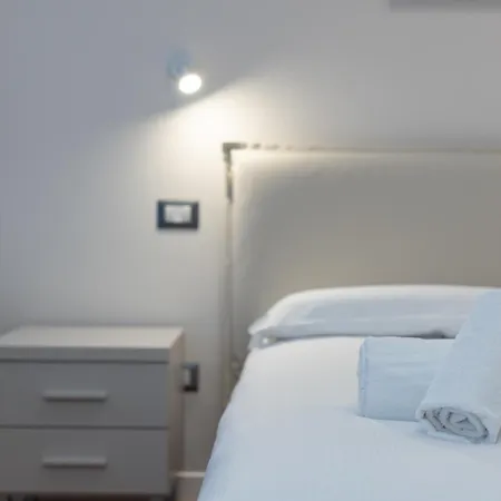 Bocconi District - - Free Street Parking Appartement *
